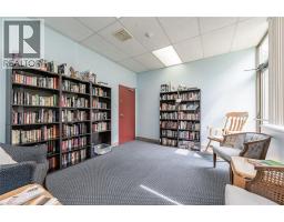 3227 KING Street E UnitNo. 1112 - 45