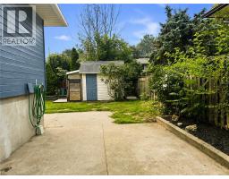26 FRIARS Court - 27