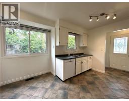 26 FRIARS Court - 8