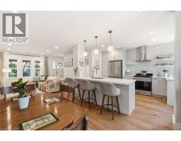 92 PROVINCE Street S - 14