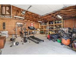 92 PROVINCE Street S - 50
