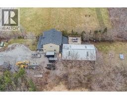 443 ELEVENTH Road E - 50