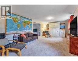 40 PETER Street - 27