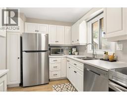 89 MAPLE Avenue - 14