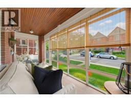 394 CHARLTON Avenue W - 5