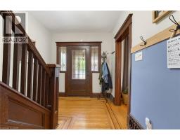 394 CHARLTON Avenue W - 7