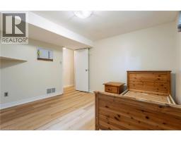 25 SAUNBY Street - 32
