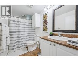 2 NEWBURY Drive - 25