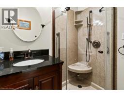 44 COLQUHOUN Crescent - 34
