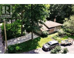 44 COLQUHOUN Crescent - 41