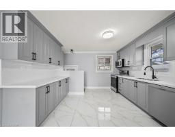 40 DONALD Street - 8