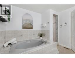2188 BADER Crescent - 23