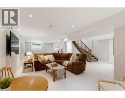 2188 BADER Crescent - 31