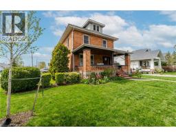 110 LACROIX Street - 1