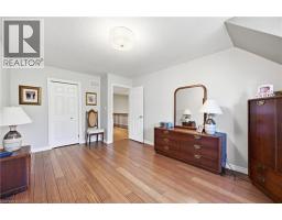 10 KOPPERFIELD Lane - 24