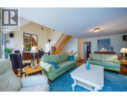 26 ERIE Boulevard - 21
