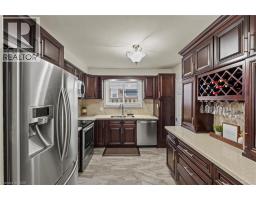 167 BERKINDALE Drive - 11