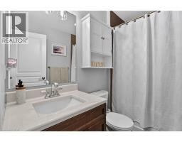 105 ANASTASIA Boulevard - 18