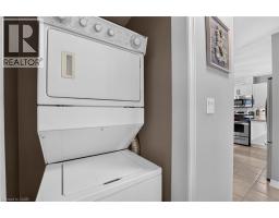 105 ANASTASIA Boulevard - 21