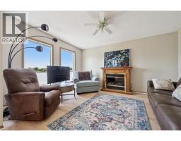 27 TRILLIUM BEACH Drive - 19