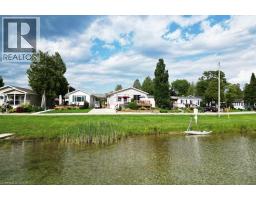 27 TRILLIUM BEACH Drive - 35