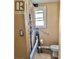 342 BARTON Street - 7