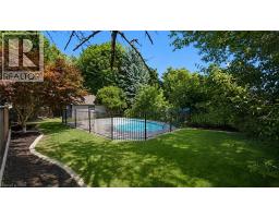 289 SPEEDVALE Avenue E - 19