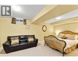 25 STICKLAND Lane - 38