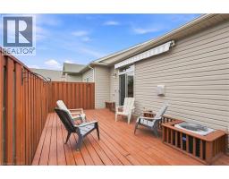 25 STICKLAND Lane - 46