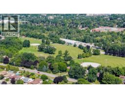 496 LANGLAW Drive - 37
