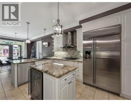80 SUTHERLAND Crescent - 10
