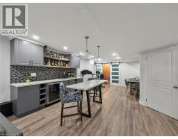 80 SUTHERLAND Crescent - 27