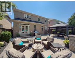 80 SUTHERLAND Crescent - 34