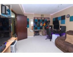 24 BUCHANAN Drive - 26