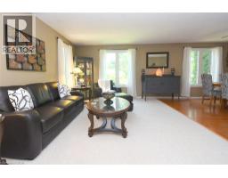 24 BUCHANAN Drive - 7