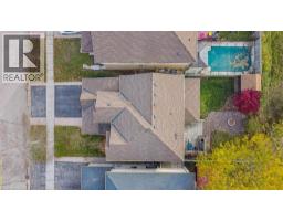 7 HEARTHBRIDGE Street - 38
