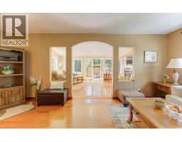 518 TWIN OAKS Crescent - 21