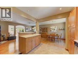 518 TWIN OAKS Crescent - 26