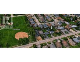 1300 BARTON Street - 28