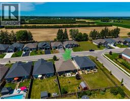 7 STONEBRIDGE Place - 37