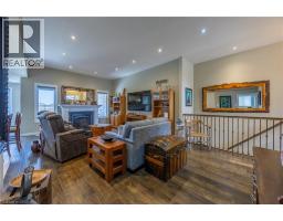 7 STONEBRIDGE Place - 7
