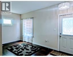 81 GREY Street - 12
