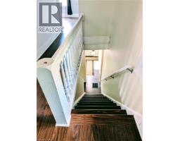 81 GREY Street - 15