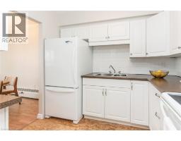 24 MIDLAND Drive UnitNo. 402 - 21