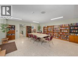 975 WARWICK Court UnitNo. 310 - 33