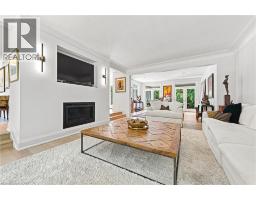 794 FALCON Boulevard - 6