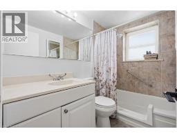 87 ST GEORGE Street UnitNo. 403 - 10