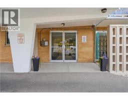 87 ST GEORGE Street UnitNo. 403 - 23