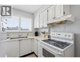 87 ST GEORGE Street UnitNo. 403 - 7