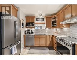 55 KERMAN Avenue UnitNo. 55 - 17